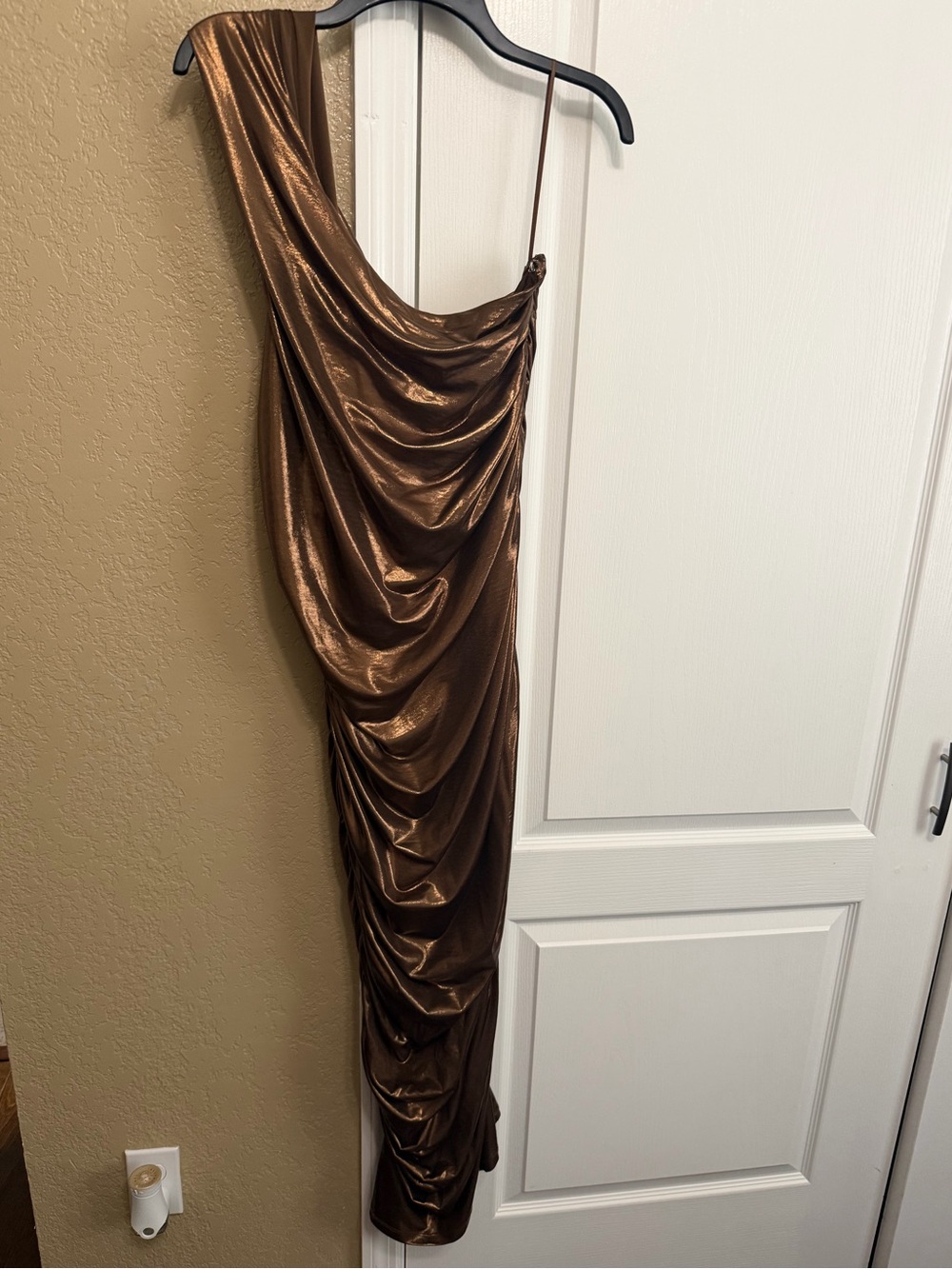 Bronze One-Shoulder Fashion Nova dress